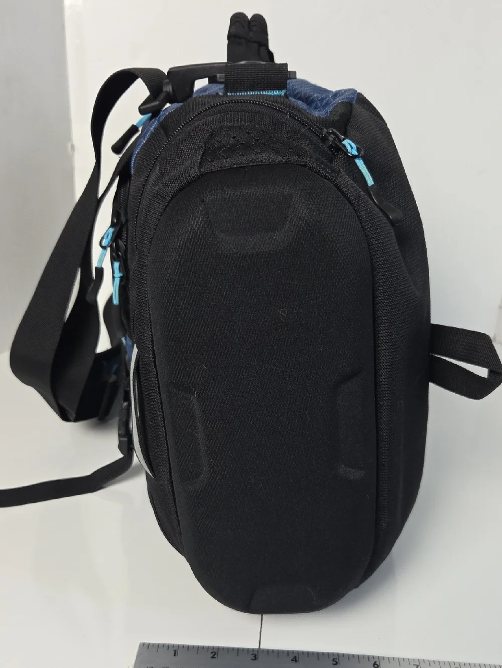 Oakley Link 35L Black and Blue Men's Duffel with Teal Logo